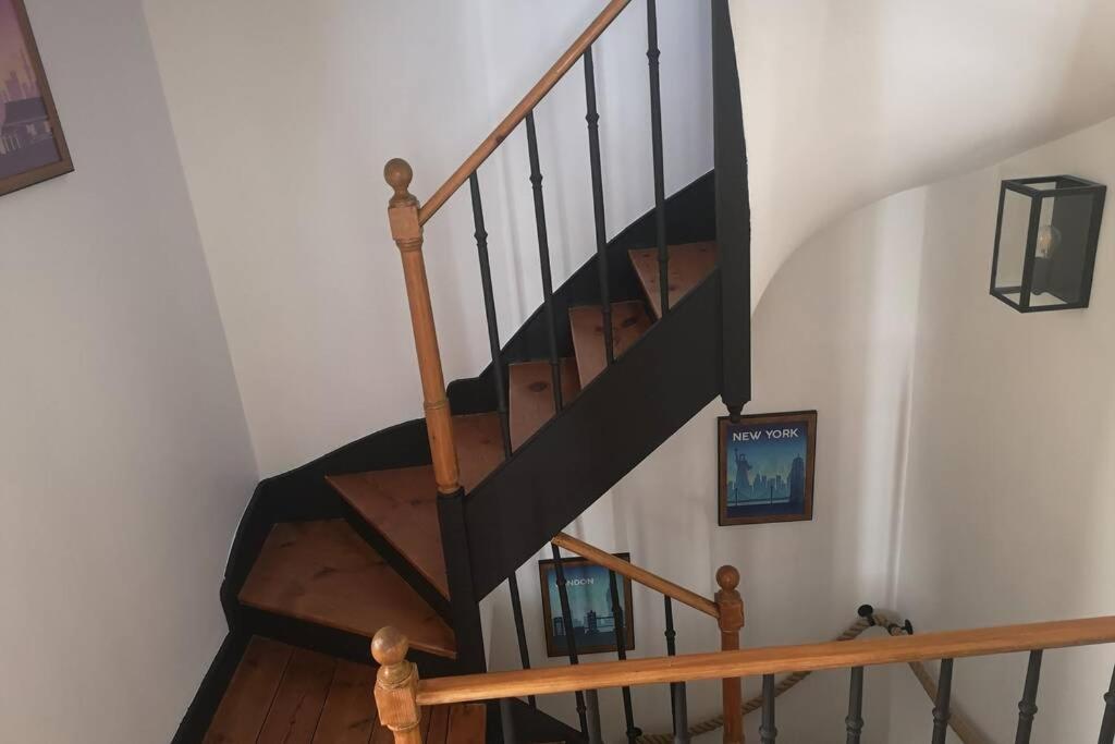 Appartement Au Coeur Des Remparts Boulogne-sur-Mer Exteriör bild