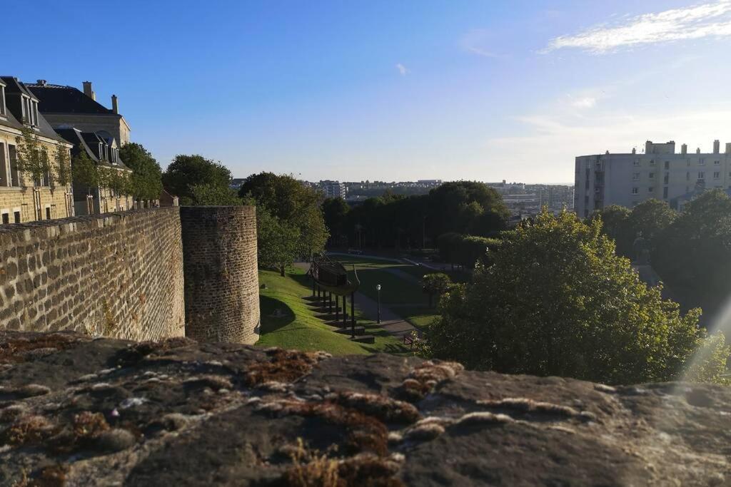 Appartement Au Coeur Des Remparts Boulogne-sur-Mer Exteriör bild
