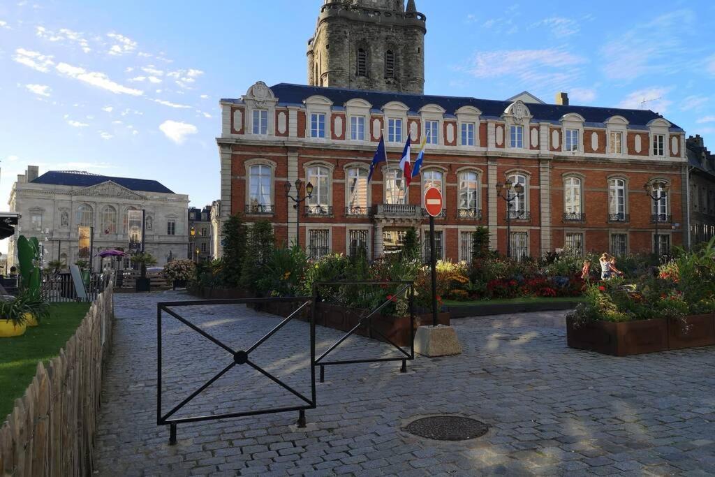 Appartement Au Coeur Des Remparts Boulogne-sur-Mer Exteriör bild